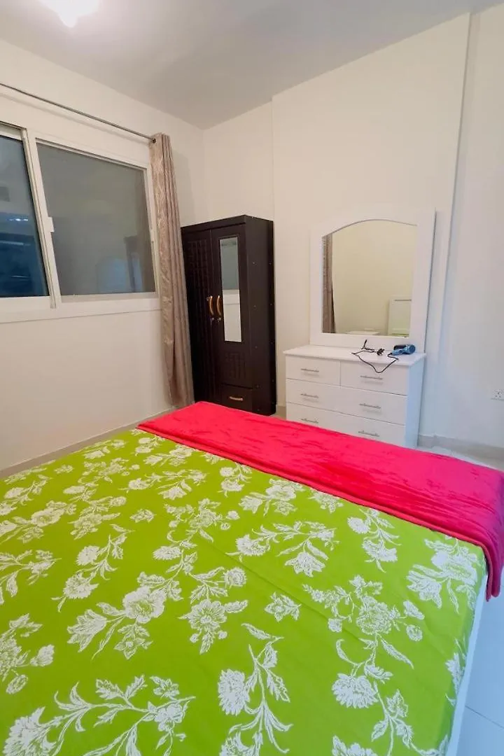 Furnished Room Available For Rent In New Shahama For Short Stay アブダビ ホームステイ